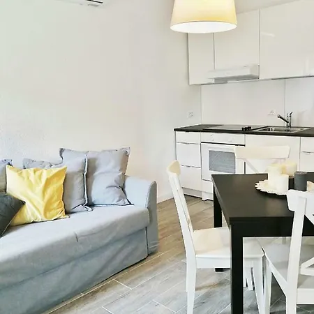 Marijana Lägenhet Postira